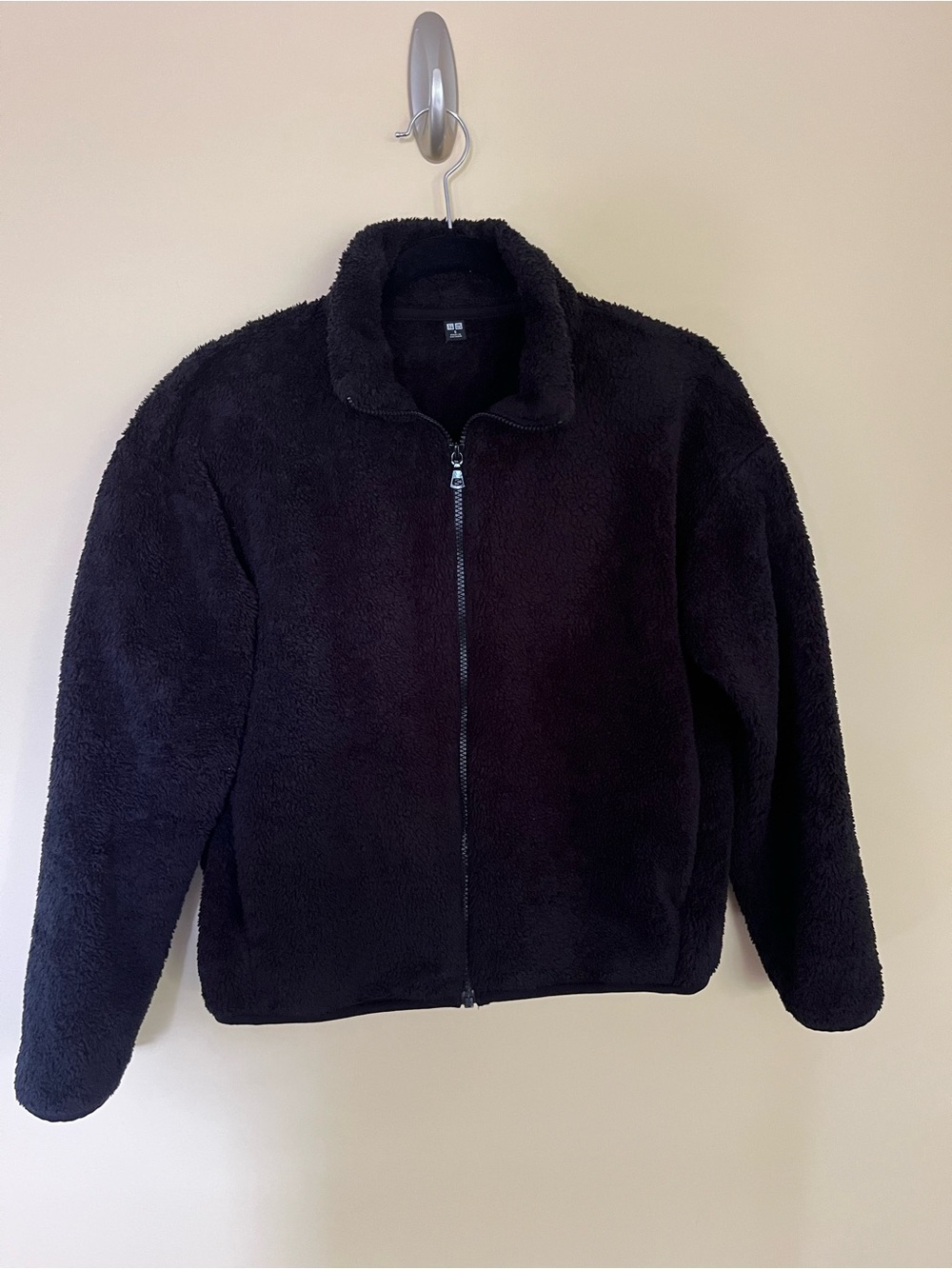 Uniqlo Black Sherpa Zip-Up Sweater Jacket